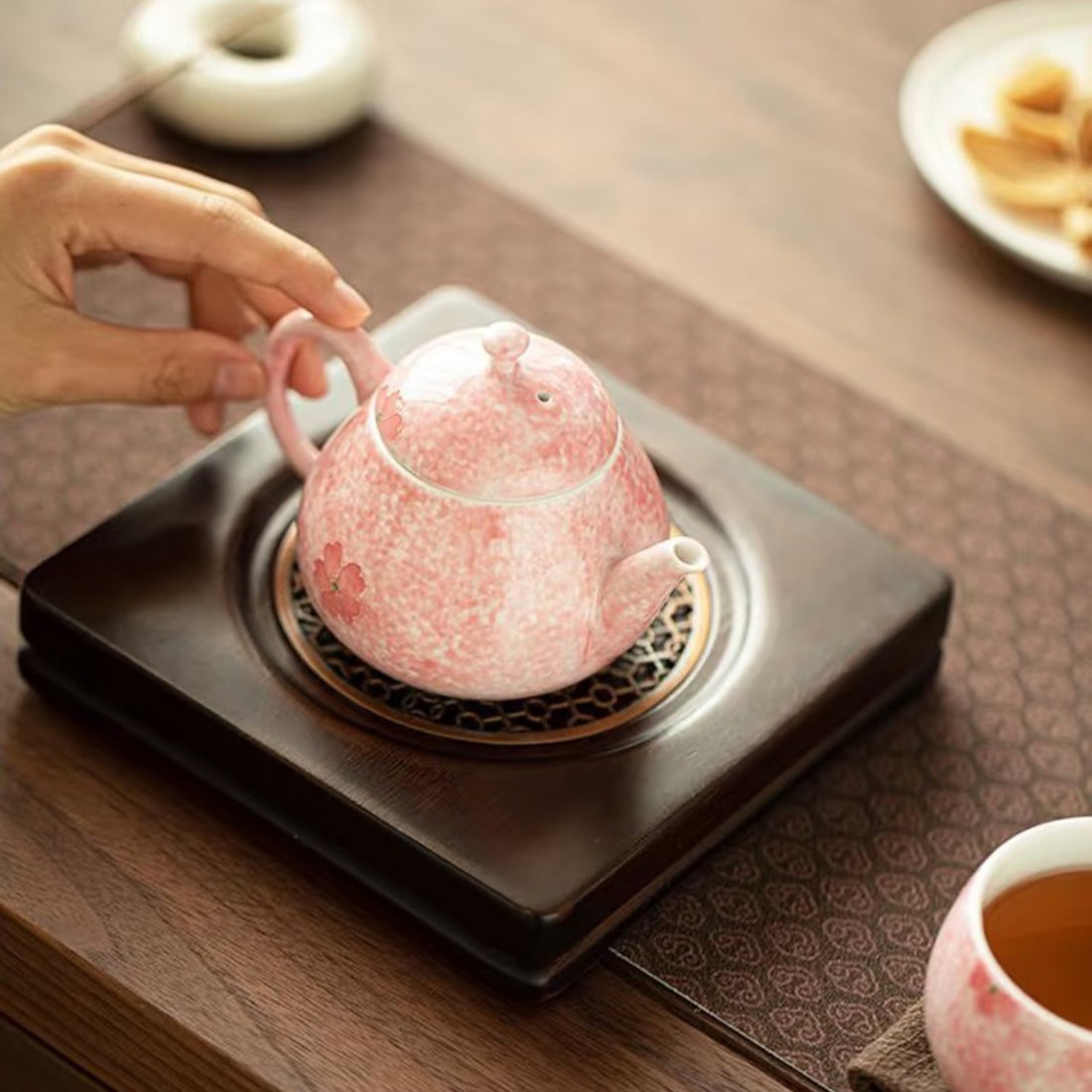 Sakura Whisper Teapot